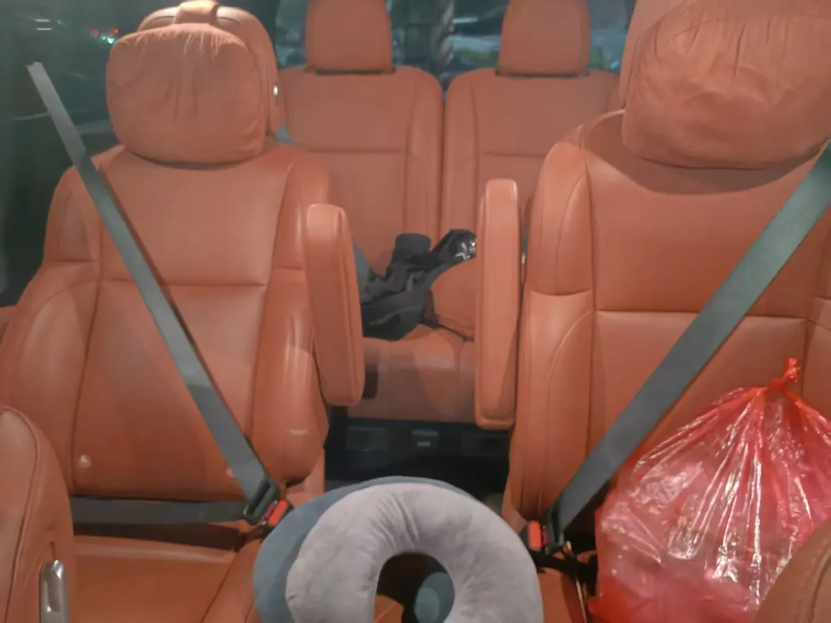 2023 Li L8 Range Extended 154HP REEV 40.9KWH,autocango,china used car exporter,china ev exporter,chinese used car exporter,chinese used ev exporter