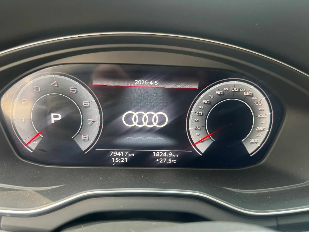 2021 Audi Q5L 2.0T 190HP L4 7DCT,autocango,china used car exporter,china ev exporter,chinese used car exporter,chinese used ev exporter