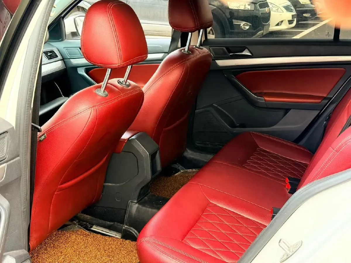 2017 Volkswagen Lavida 1.6L 110HP L4 6AT,autocango,china used car exporter,china ev exporter,chinese used car exporter,chinese used ev exporter