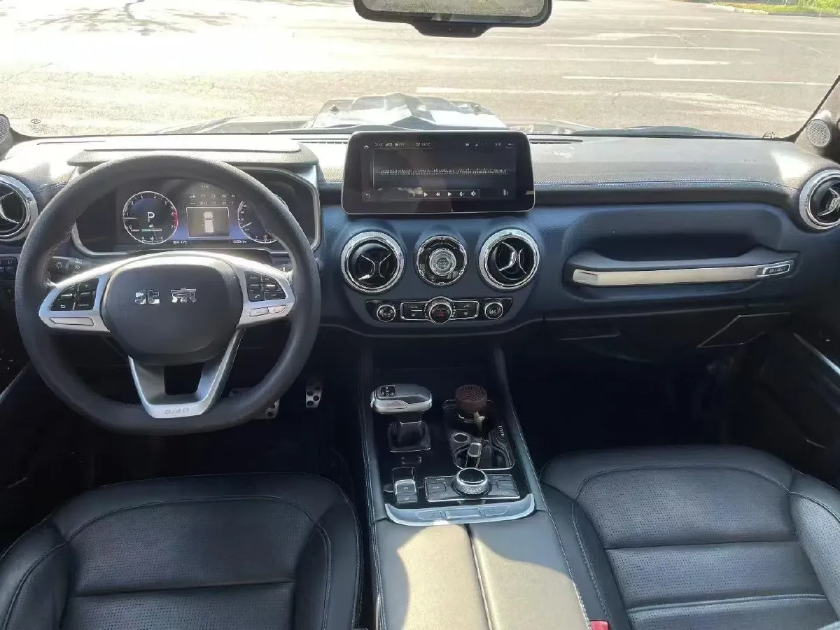 2020 Beijing BJ40 2.0T 224HP L4 8AT,autocango,china used car exporter,china ev exporter,chinese used car exporter,chinese used ev exporter