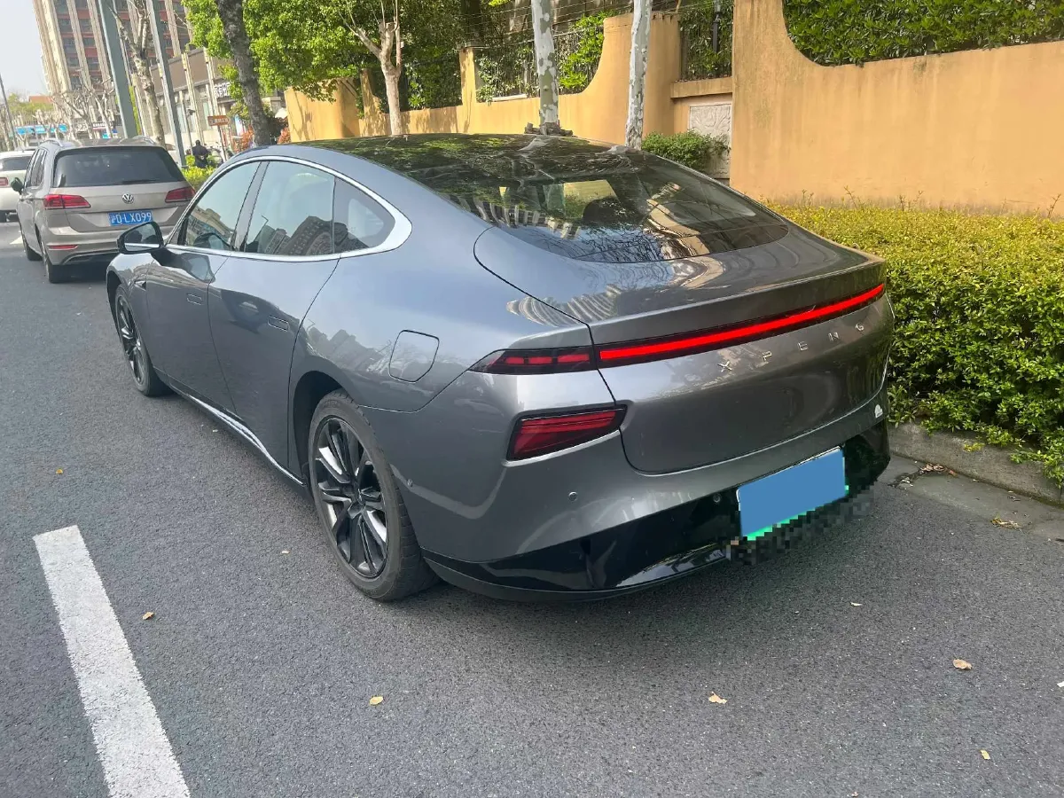 2020 Xpeng P7 BEV 70.8KWH,autocango,china used car exporter,china ev exporter,chinese used car exporter,chinese used ev exporter