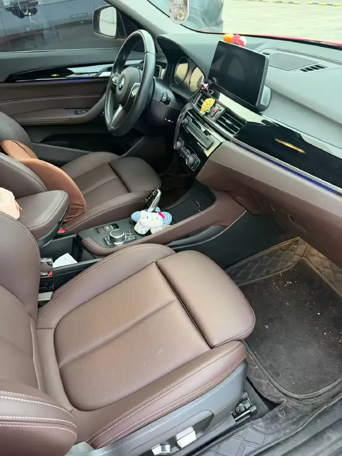 2022 BMW X1 2.0T 192HP L4 7DCT,autocango,china used car exporter,china ev exporter,chinese used car exporter,chinese used ev exporter