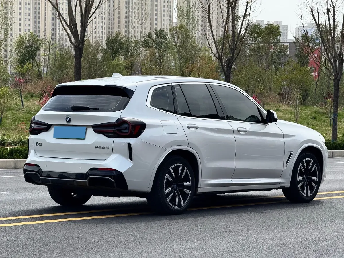 2024 BMW iX3 BEV 80KWH,autocango,china used car exporter,china ev exporter,chinese used car exporter,chinese used ev exporter