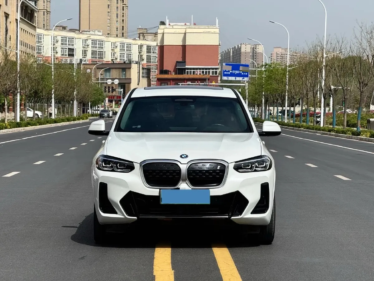 2024 BMW iX3 BEV 80KWH,autocango,china used car exporter,china ev exporter,chinese used car exporter,chinese used ev exporter