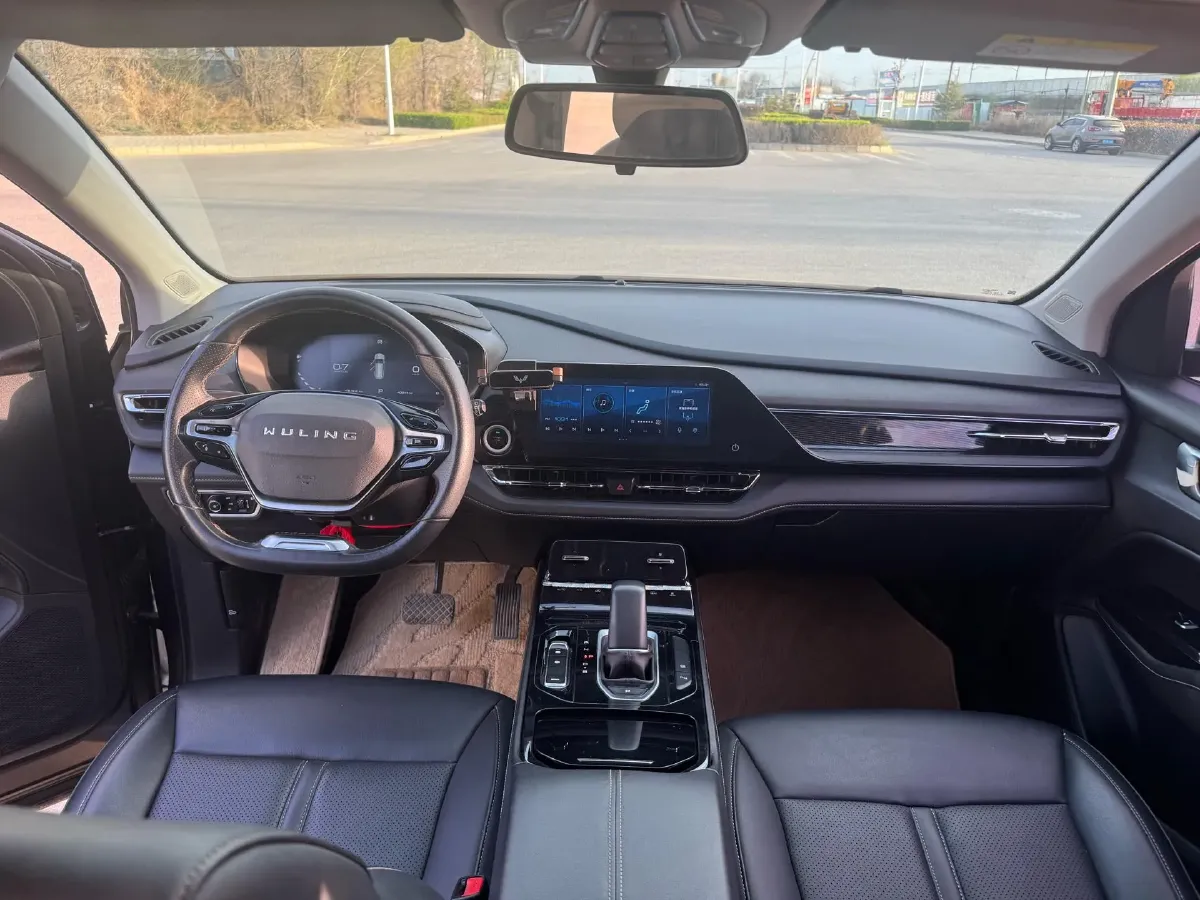 2020 WuLing KaiJie 1.5T 147HP L4 CVT,autocango,china used car exporter,china ev exporter,chinese used car exporter,chinese used ev exporter