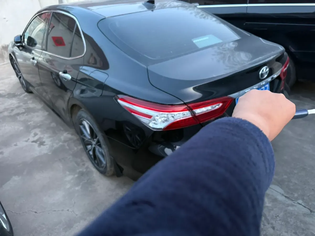 2021 Toyota Camry 2.5L 209HP L4 8AT,autocango,china used car exporter,china ev exporter,chinese used car exporter,chinese used ev exporter
