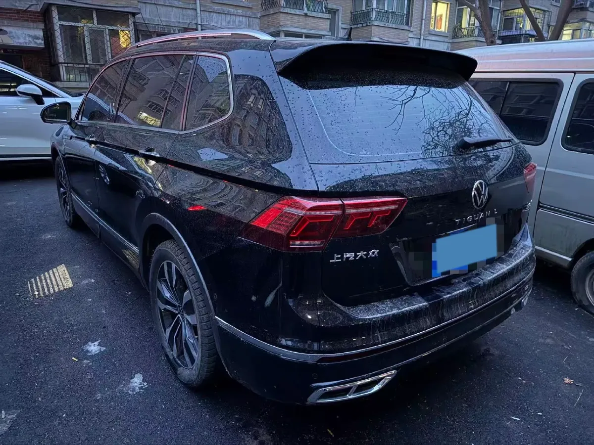 2023 Volkswagen Tiguan L 2.0T 186HP L4 7DCT,autocango,china used car exporter,china ev exporter,chinese used car exporter,chinese used ev exporter