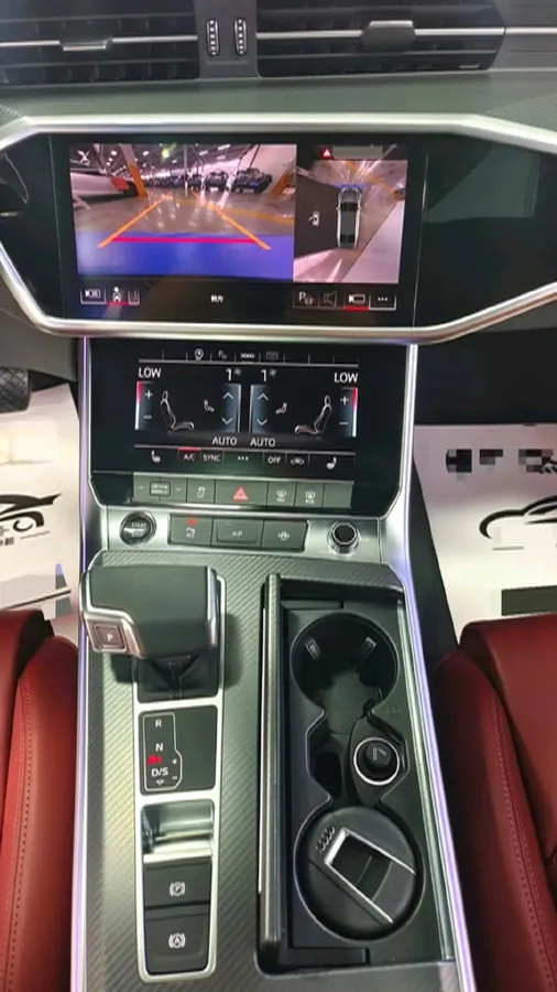 2024 Audi A7L 2.0T 245HP L4 7DCT,autocango,china used car exporter,china ev exporter,chinese used car exporter,chinese used ev exporter