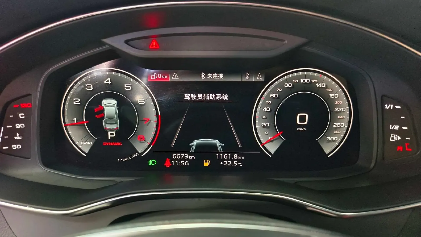 2024 Audi A7L 2.0T 245HP L4 7DCT,autocango,china used car exporter,china ev exporter,chinese used car exporter,chinese used ev exporter