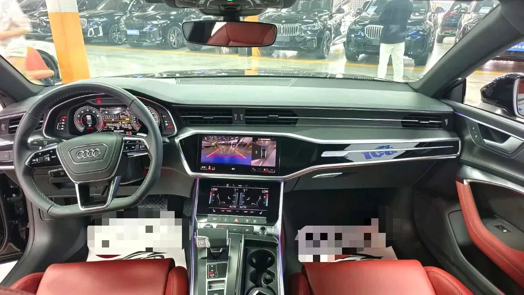 2024 Audi A7L 2.0T 245HP L4 7DCT,autocango,china used car exporter,china ev exporter,chinese used car exporter,chinese used ev exporter