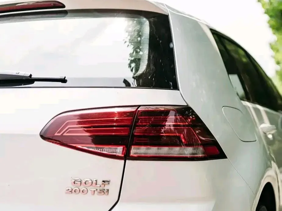 2020 Volkswagen Golf 1.2T 116HP L4 7DCT,autocango,china used car exporter,china ev exporter,chinese used car exporter,chinese used ev exporter