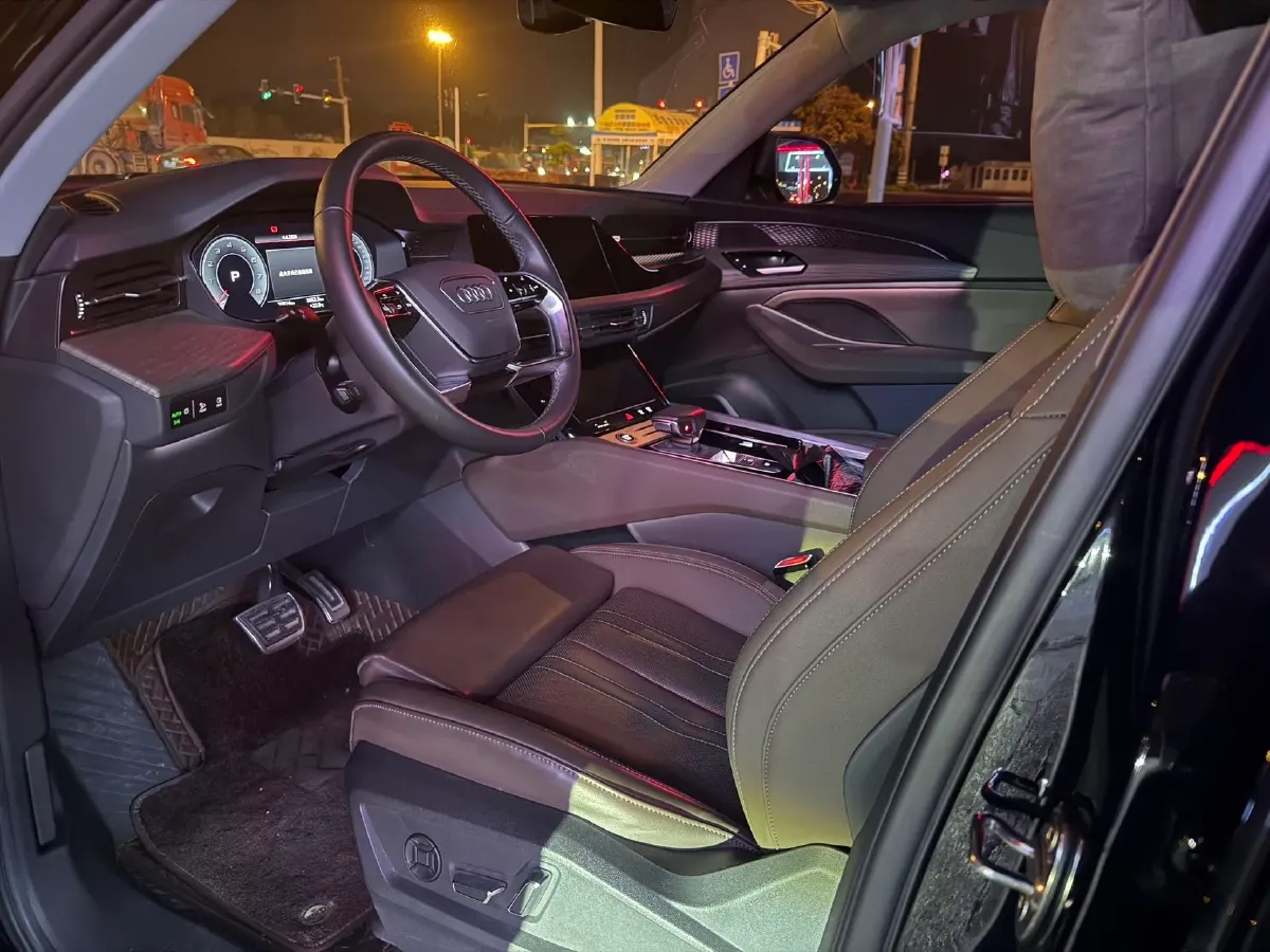 2025 Li i6 BEV,autocango,china used car exporter,china ev exporter,chinese used car exporter,chinese used ev exporter