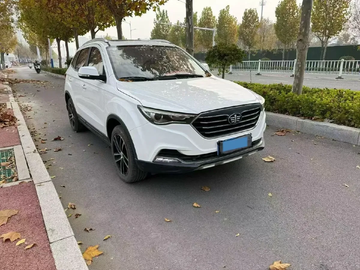 2018 Bestune X40 1.6L 114HP L4 6AT,autocango,china used car exporter,china ev exporter,chinese used car exporter,chinese used ev exporter