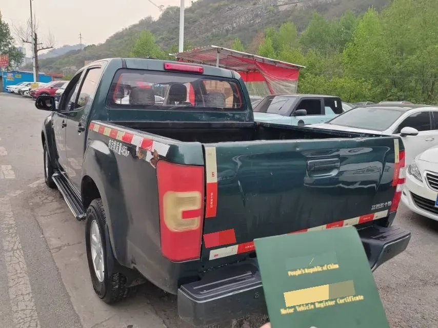 2018 MAXUS XinTu V80 2.5T 136HP L4 6MT,autocango,china used car exporter,china ev exporter,chinese used car exporter,chinese used ev exporter