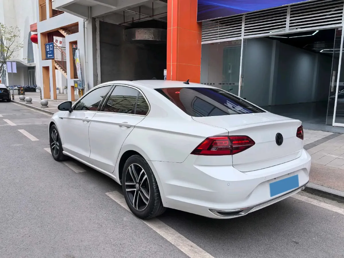 2019 Volkswagen Tayron 2.0T 186HP L4 7DCT,autocango,china used car exporter,china ev exporter,chinese used car exporter,chinese used ev exporter