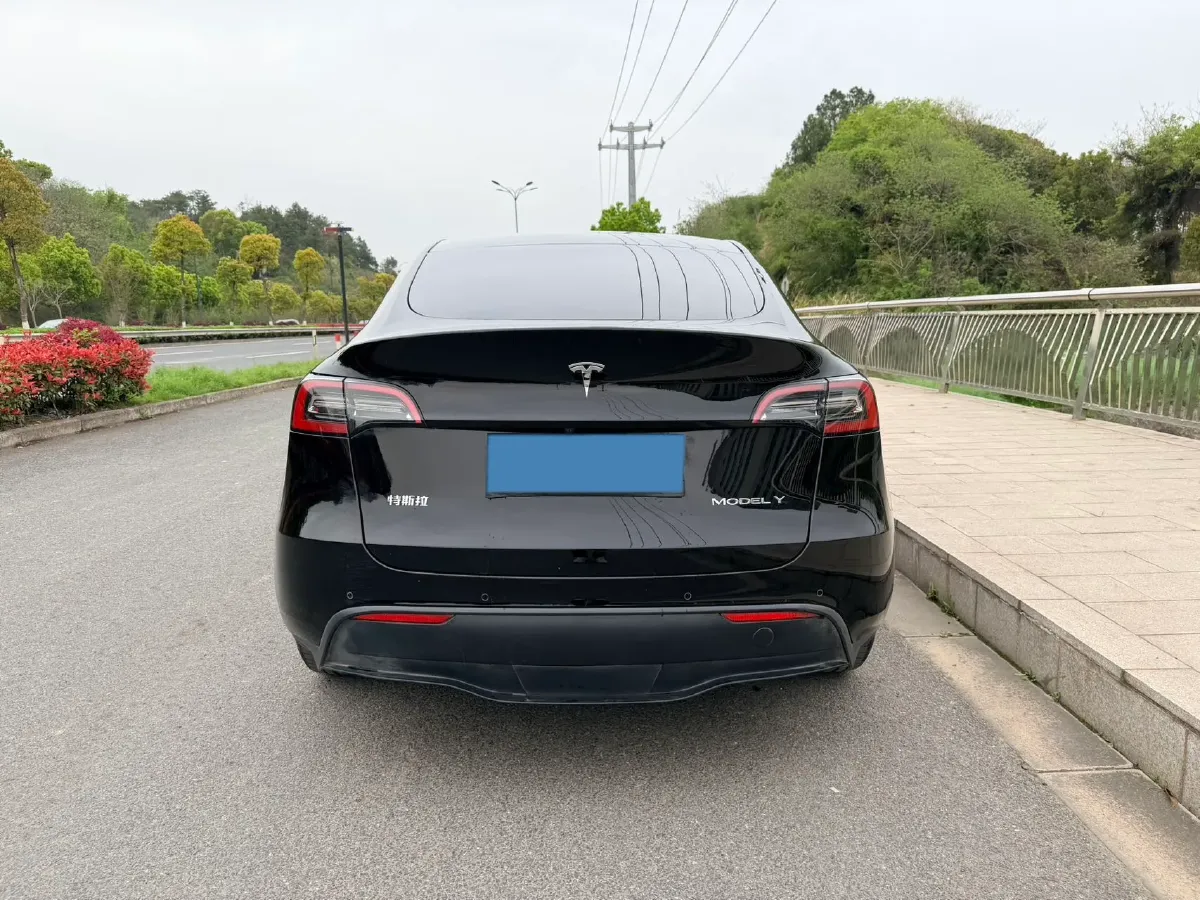 2022 Tesla Model Y BEV 60KWH,autocango,china used car exporter,china ev exporter,chinese used car exporter,chinese used ev exporter