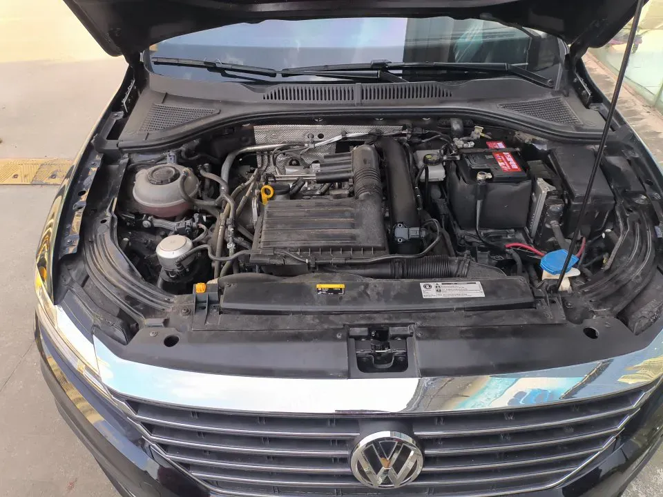2021 Volkswagen Lavida 1.4T 150HP L4 7DCT,autocango,china used car exporter,china ev exporter,chinese used car exporter,chinese used ev exporter