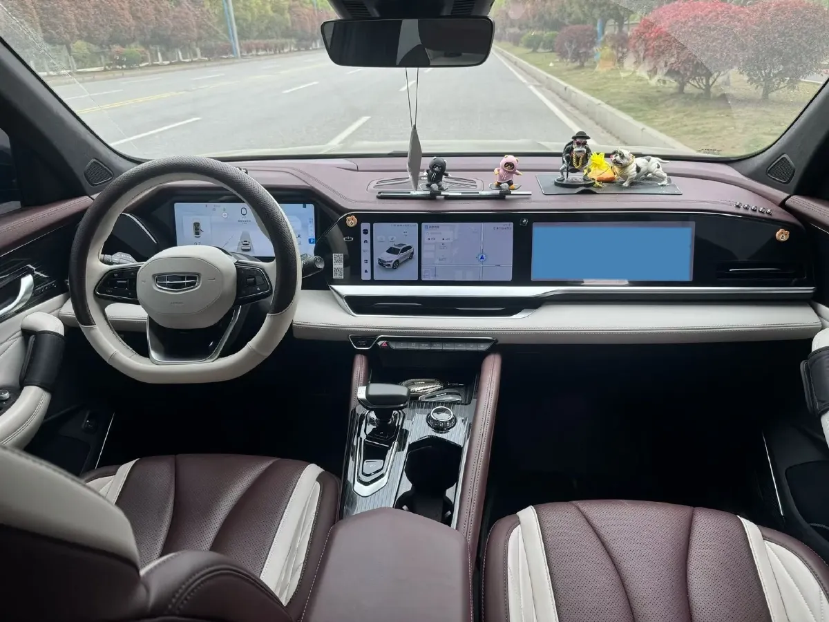 2021 Geely Monjaro 2.0T 218HP L4 7DCT,autocango,china used car exporter,china ev exporter,chinese used car exporter,chinese used ev exporter