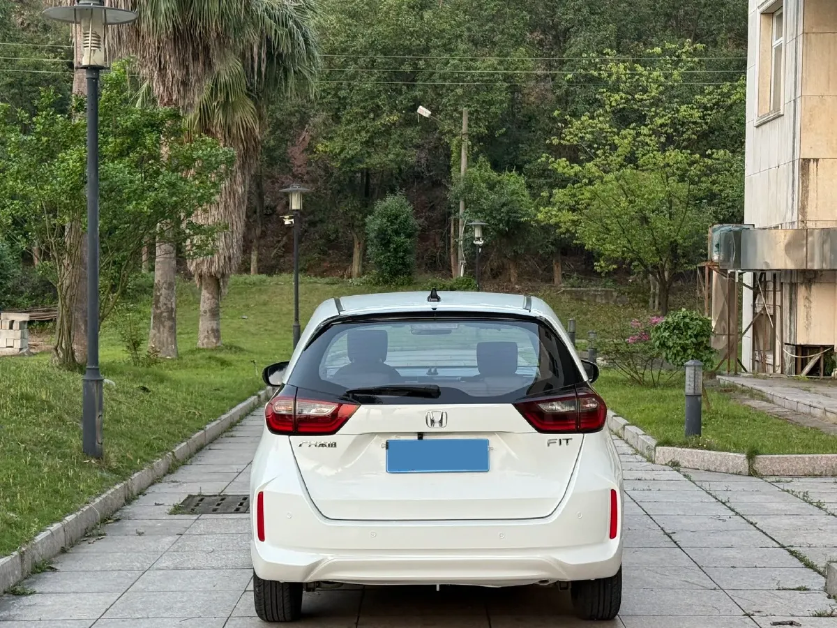 2022 Honda Fit 1.5L 131HP L4 CVT,autocango,china used car exporter,china ev exporter,chinese used car exporter,chinese used ev exporter