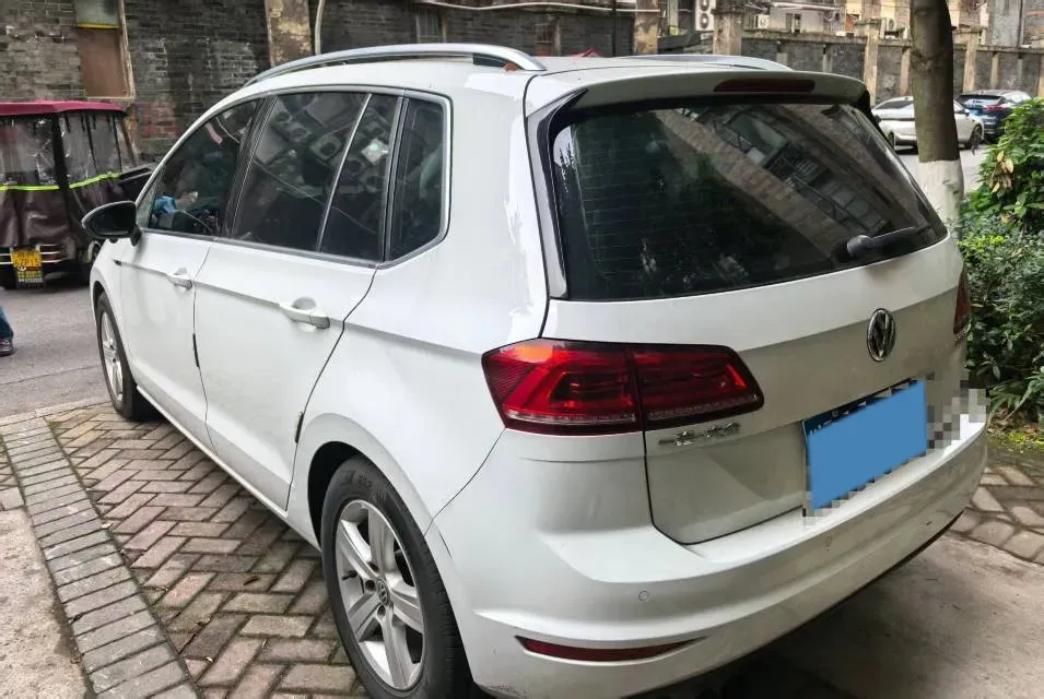 2018 Volkswagen Golf Sportsvan 1.4T 131HP L4 7DCT,autocango,china used car exporter,china ev exporter,chinese used car exporter,chinese used ev exporter
