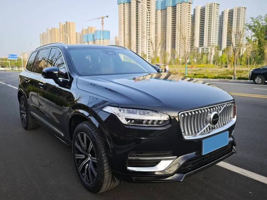 2024 Volvo XC90 2.0T 250HP L4 8AT,autocango,china used car exporter,china ev exporter,chinese used car exporter,chinese used ev exporter