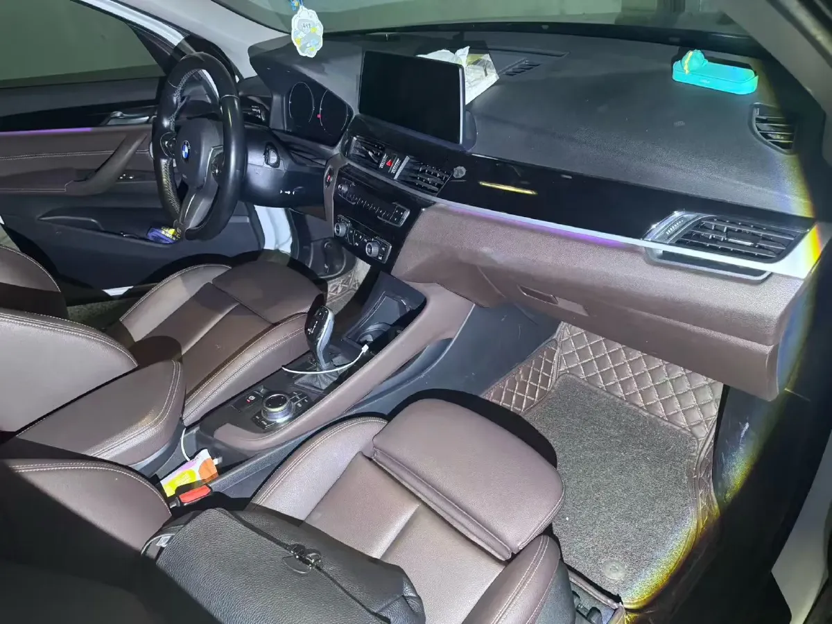 2021 BMW X1 2.0T 192HP L4 7DCT,autocango,china used car exporter,china ev exporter,chinese used car exporter,chinese used ev exporter