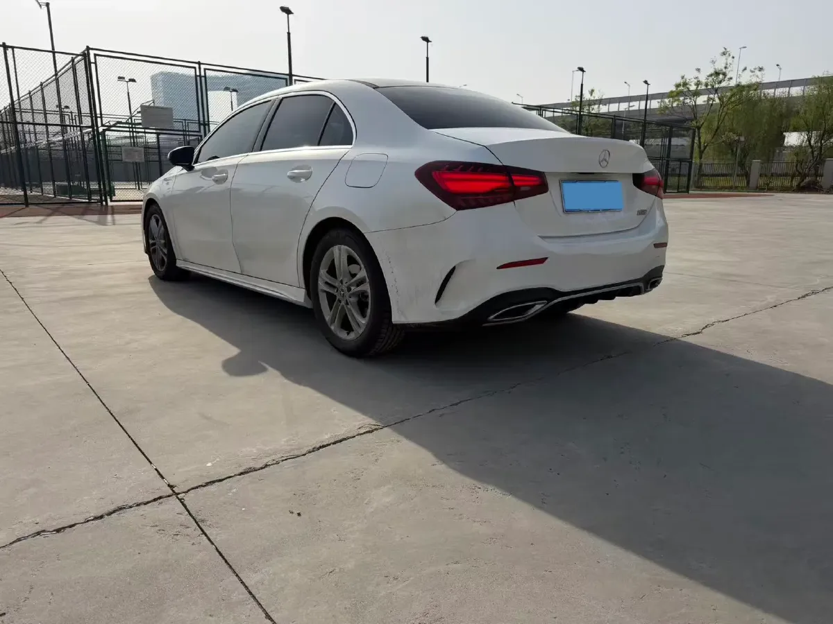 2023 Mercedes-Benz A Class 1.3T 136HP L4 7DCT,autocango,china used car exporter,china ev exporter,chinese used car exporter,chinese used ev exporter