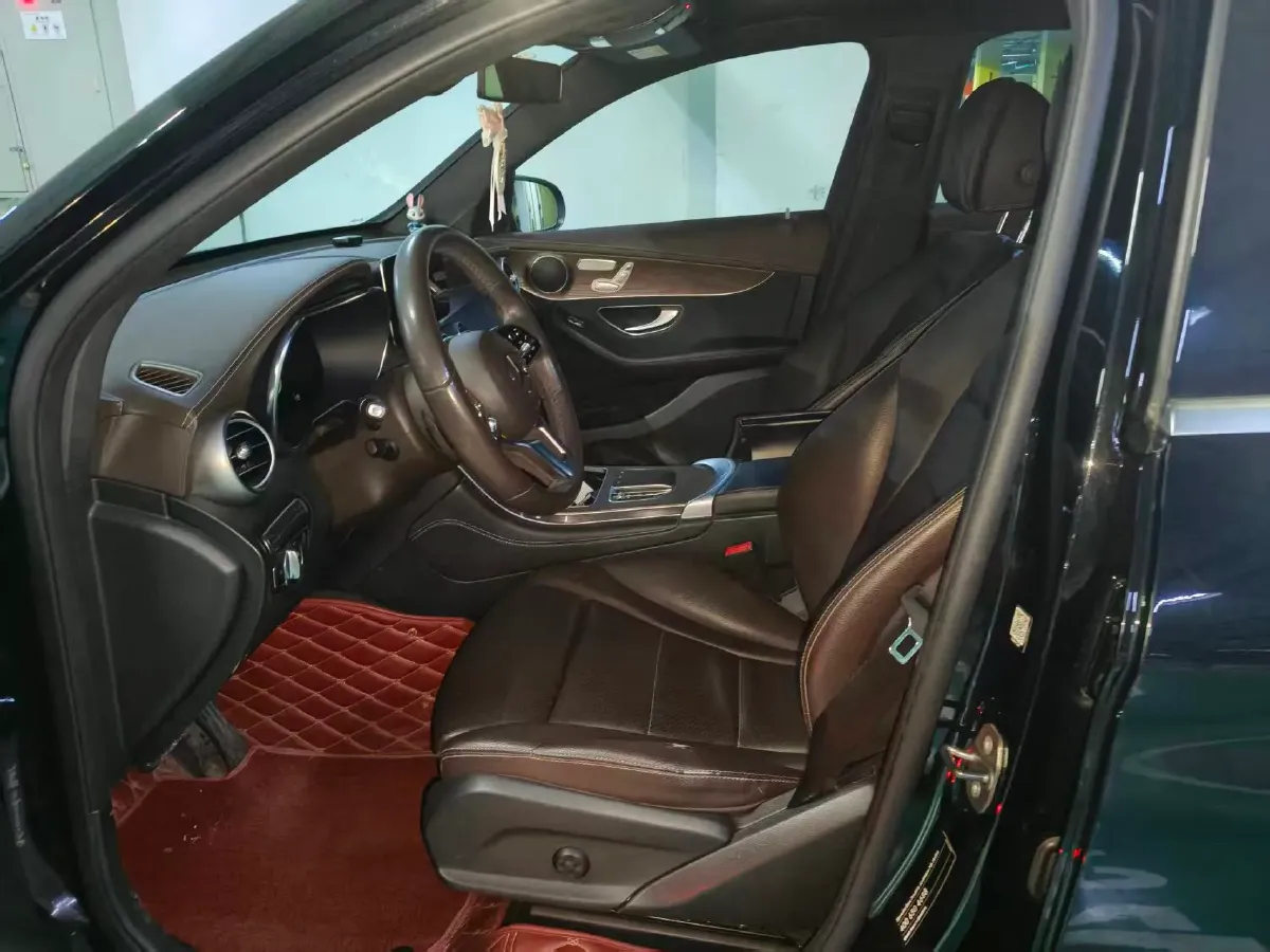 2022 Mercedes-Benz GLC Class 2.0T 197HP L4 9AT,autocango,china used car exporter,china ev exporter,chinese used car exporter,chinese used ev exporter