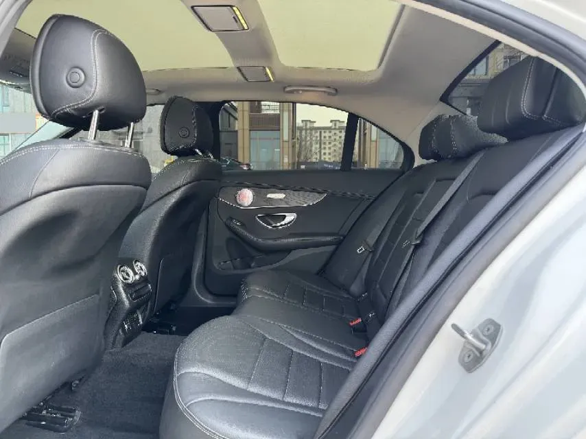 2021 Mercedes-Benz C Class 1.5T 184HP L4 9AT,autocango,china used car exporter,china ev exporter,chinese used car exporter,chinese used ev exporter