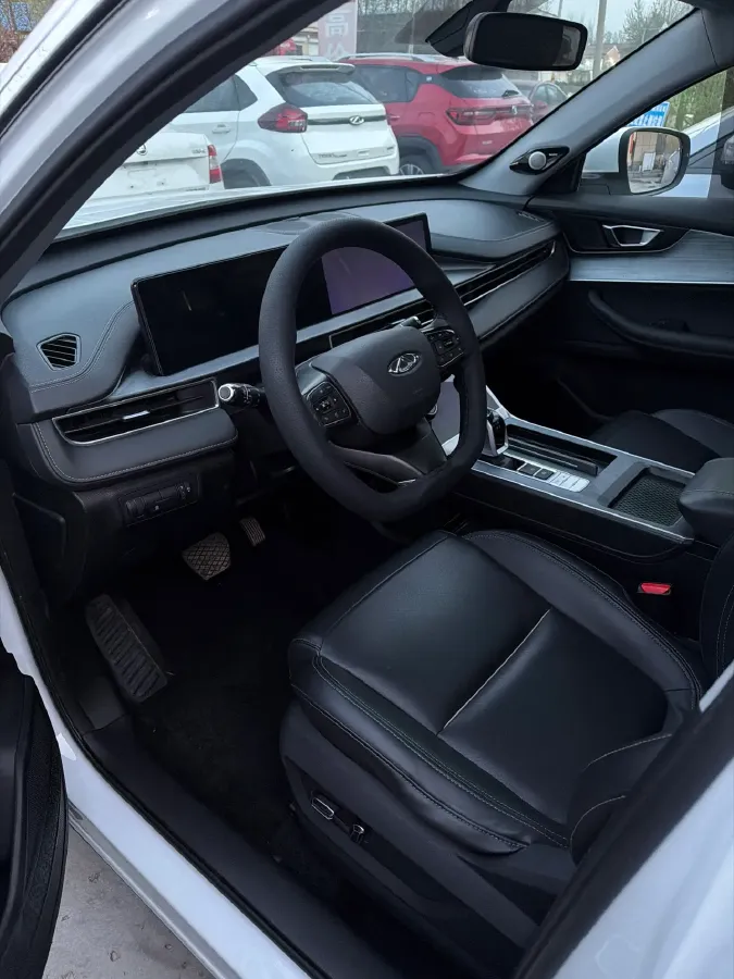 2021 Chery Tiggo 7 Plus 1.6T 197HP L4 7DCT,autocango,china used car exporter,china ev exporter,chinese used car exporter,chinese used ev exporter