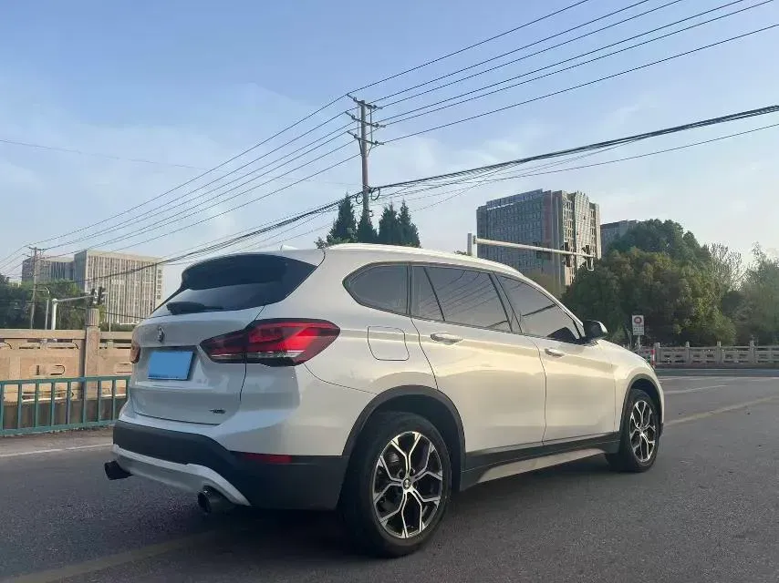 2022 BMW X1 2.0T 192HP L4 7DCT,autocango,china used car exporter,china ev exporter,chinese used car exporter,chinese used ev exporter