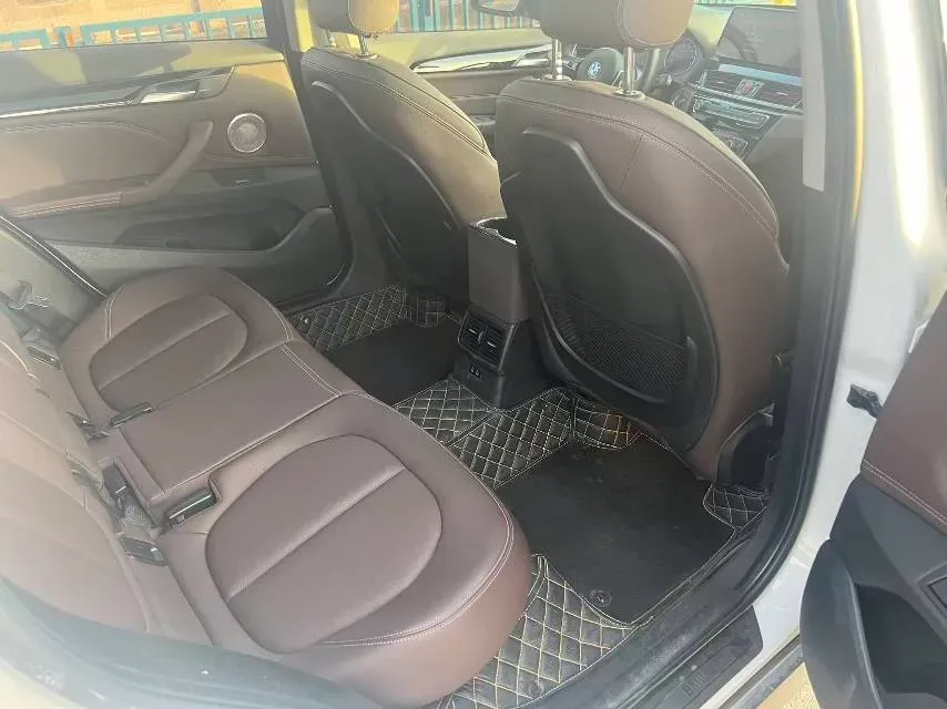 2022 BMW X1 2.0T 192HP L4 7DCT,autocango,china used car exporter,china ev exporter,chinese used car exporter,chinese used ev exporter