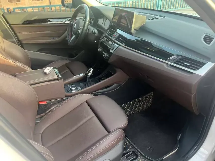 2022 BMW X1 2.0T 192HP L4 7DCT,autocango,china used car exporter,china ev exporter,chinese used car exporter,chinese used ev exporter