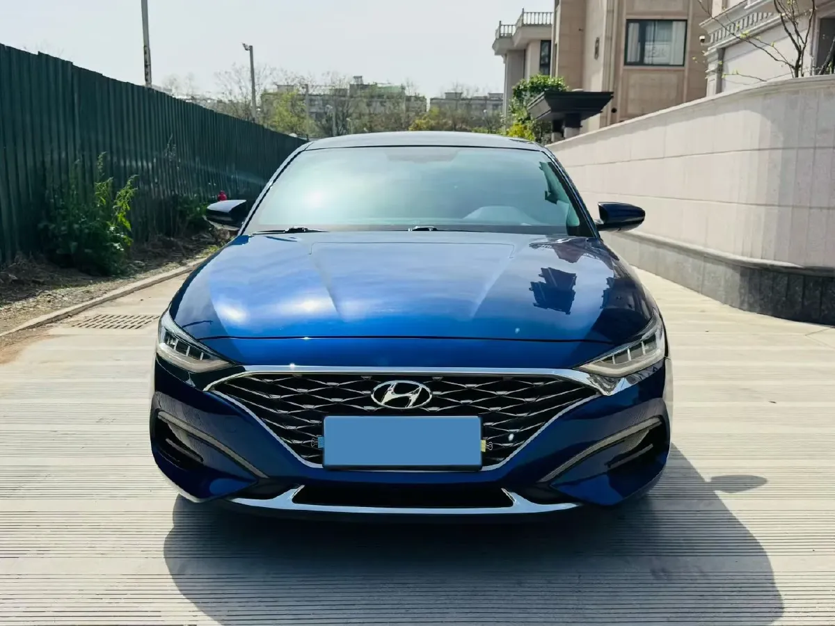 2019 Hyundai La Festa 1.6T 204HP L4 7DCT,autocango,china used car exporter,china ev exporter,chinese used car exporter,chinese used ev exporter