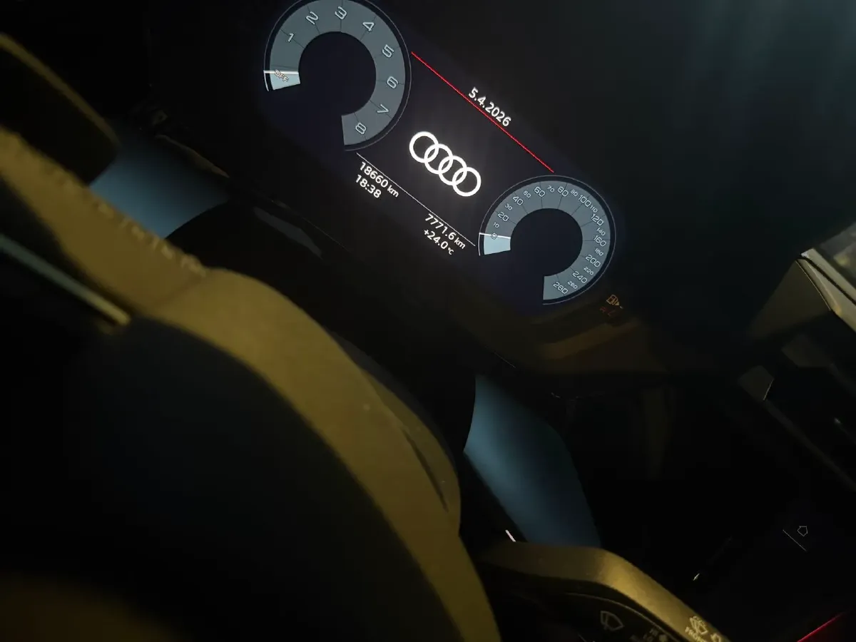 2025 Audi A3 1.5T 160HP L4 7DCT,autocango,china used car exporter,china ev exporter,chinese used car exporter,chinese used ev exporter