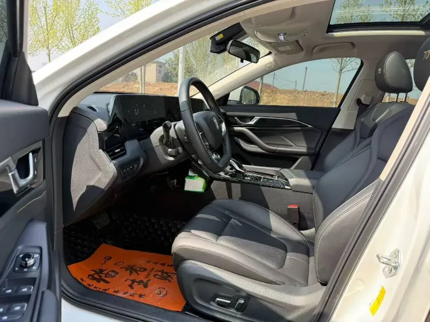 2023 Bestune B70 1.5T 169HP L4 7DCT,autocango,china used car exporter,china ev exporter,chinese used car exporter,chinese used ev exporter