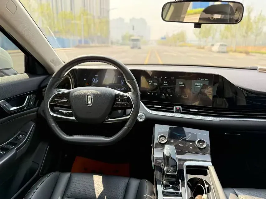 2023 Bestune B70 1.5T 169HP L4 7DCT,autocango,china used car exporter,china ev exporter,chinese used car exporter,chinese used ev exporter