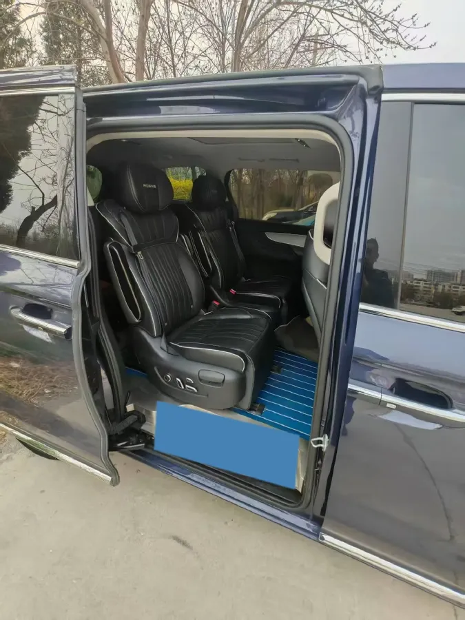 2021 Roewe iMAX8 2.0T 234HP L4 8AT,autocango,china used car exporter,china ev exporter,chinese used car exporter,chinese used ev exporter