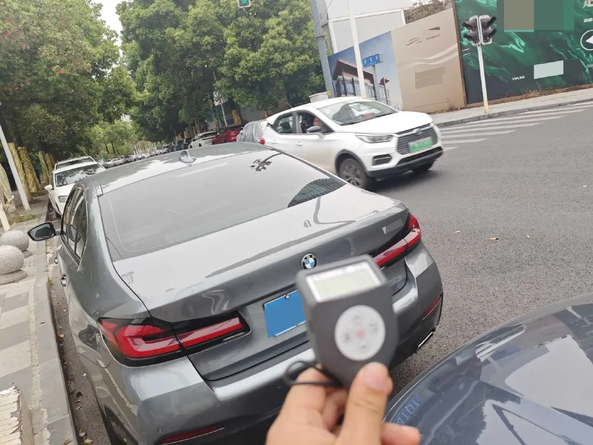 2022 BMW 5 Series 2.0T 184HP L4 8AT,autocango,china used car exporter,china ev exporter,chinese used car exporter,chinese used ev exporter