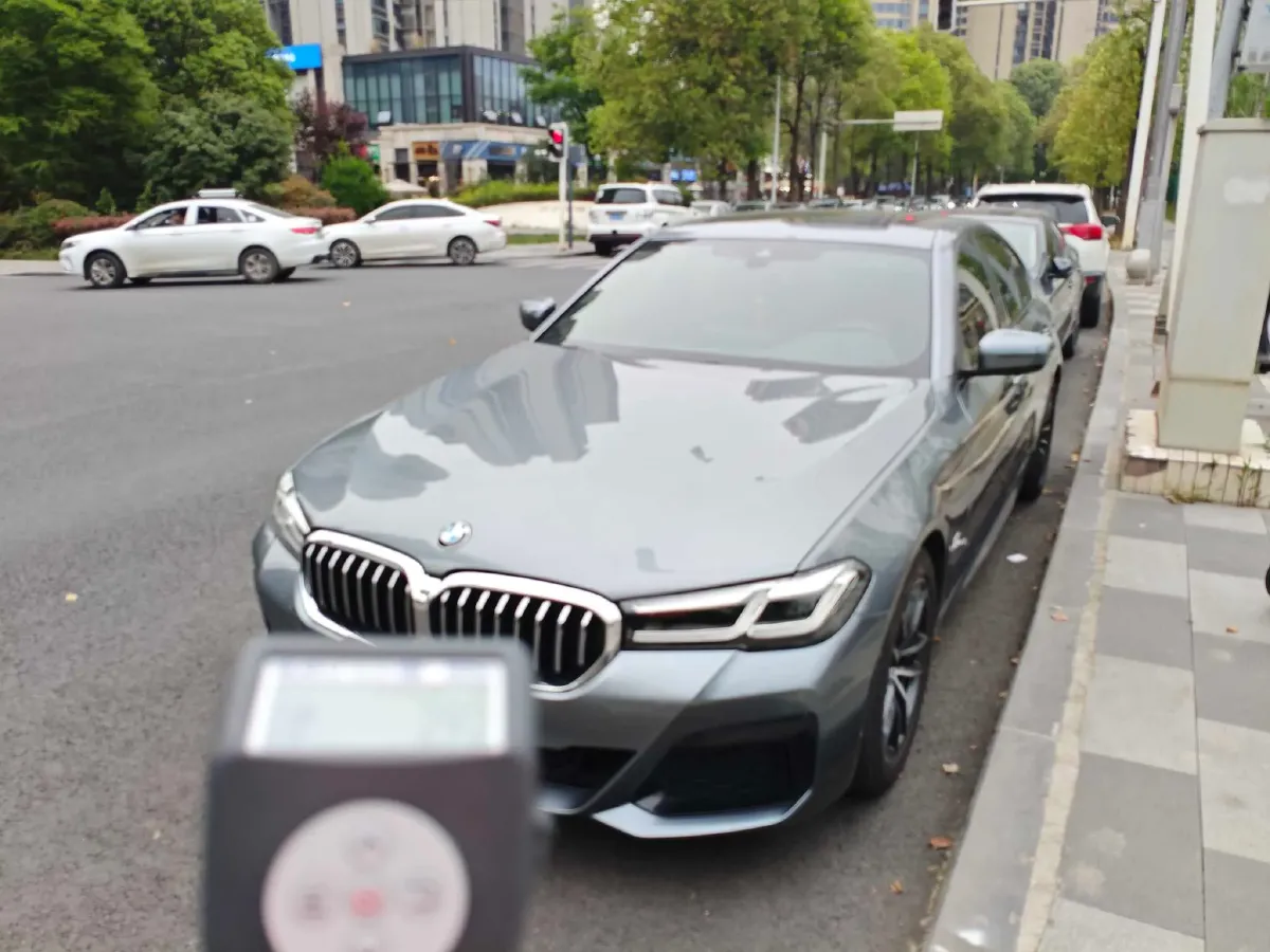 2022 BMW 5 Series 2.0T 184HP L4 8AT,autocango,china used car exporter,china ev exporter,chinese used car exporter,chinese used ev exporter