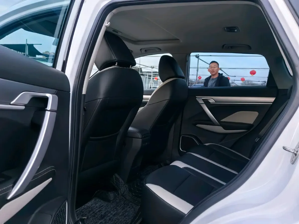 2020 Geely Coolray 1.4T 141HP L4 6DCT,autocango,china used car exporter,china ev exporter,chinese used car exporter,chinese used ev exporter