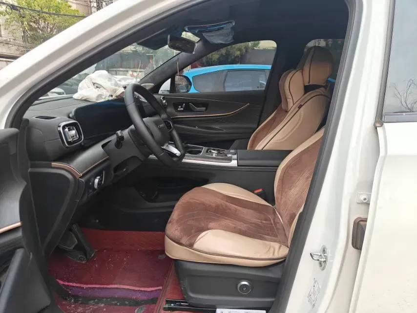 2024 Chery Tiggo8L 2.0T 254HP L4 8AT,autocango,china used car exporter,china ev exporter,chinese used car exporter,chinese used ev exporter