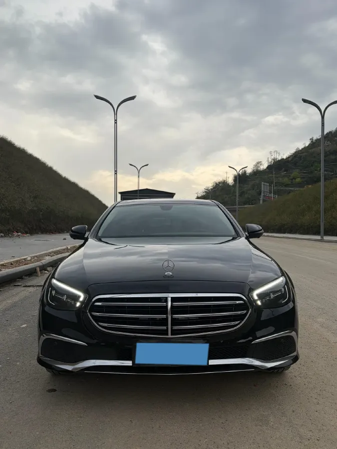 2022 Mercedes-Benz E Class 2.0T 258HP L4 9AT,autocango,china used car exporter,china ev exporter,chinese used car exporter,chinese used ev exporter