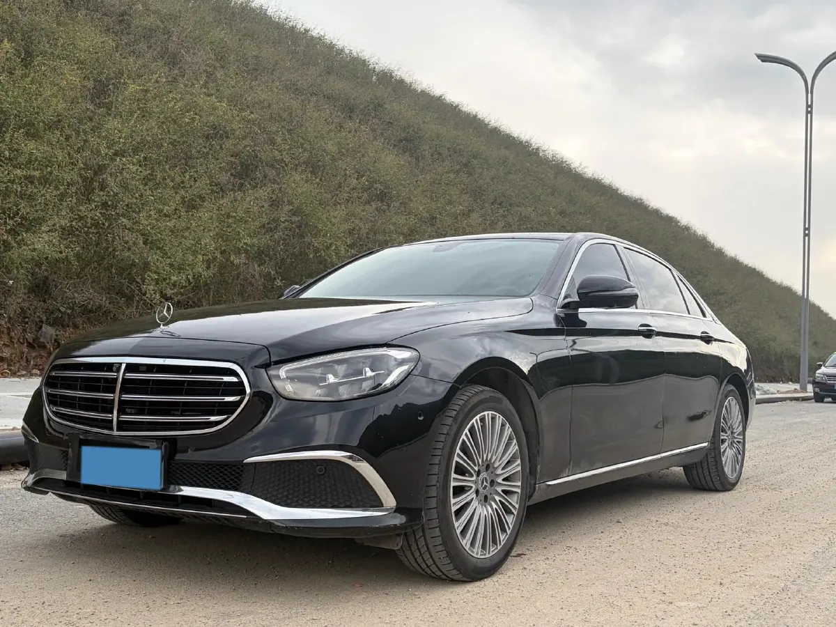2022 Mercedes-Benz E Class 2.0T 258HP L4 9AT,autocango,china used car exporter,china ev exporter,chinese used car exporter,chinese used ev exporter