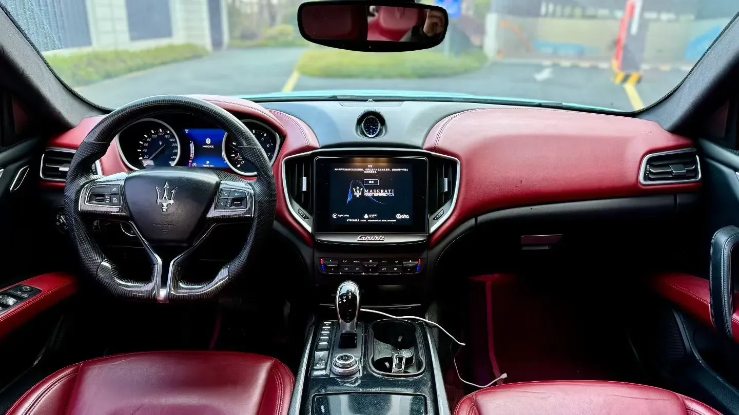 2018 Maserati Ghibli 3.0T 350HP V6 8AT,autocango,china used car exporter,china ev exporter,chinese used car exporter,chinese used ev exporter