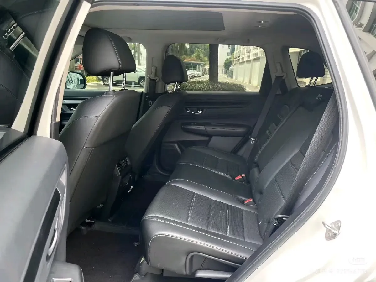 2023 Honda CR-V 1.5T 193HP L4 CVT,autocango,china used car exporter,china ev exporter,chinese used car exporter,chinese used ev exporter