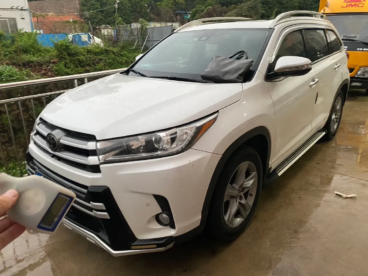 2018 Toyota Highlander 2.0T 220HP L4 6AT,autocango,china used car exporter,china ev exporter,chinese used car exporter,chinese used ev exporter
