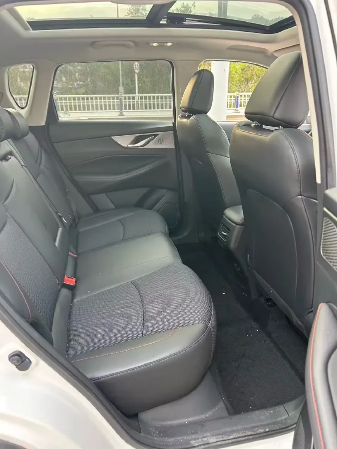 2023 ChangAn CS35 Plus 1.4T 160HP L4 7DCT,autocango,china used car exporter,china ev exporter,chinese used car exporter,chinese used ev exporter