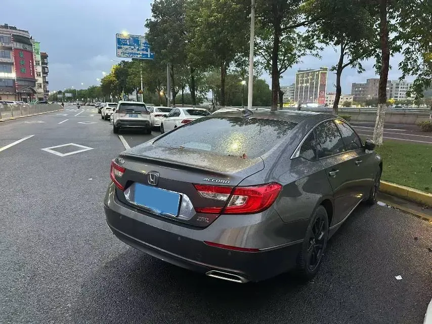 2021 Honda Accord 1.5T 194HP L4 CVT,autocango,china used car exporter,china ev exporter,chinese used car exporter,chinese used ev exporter