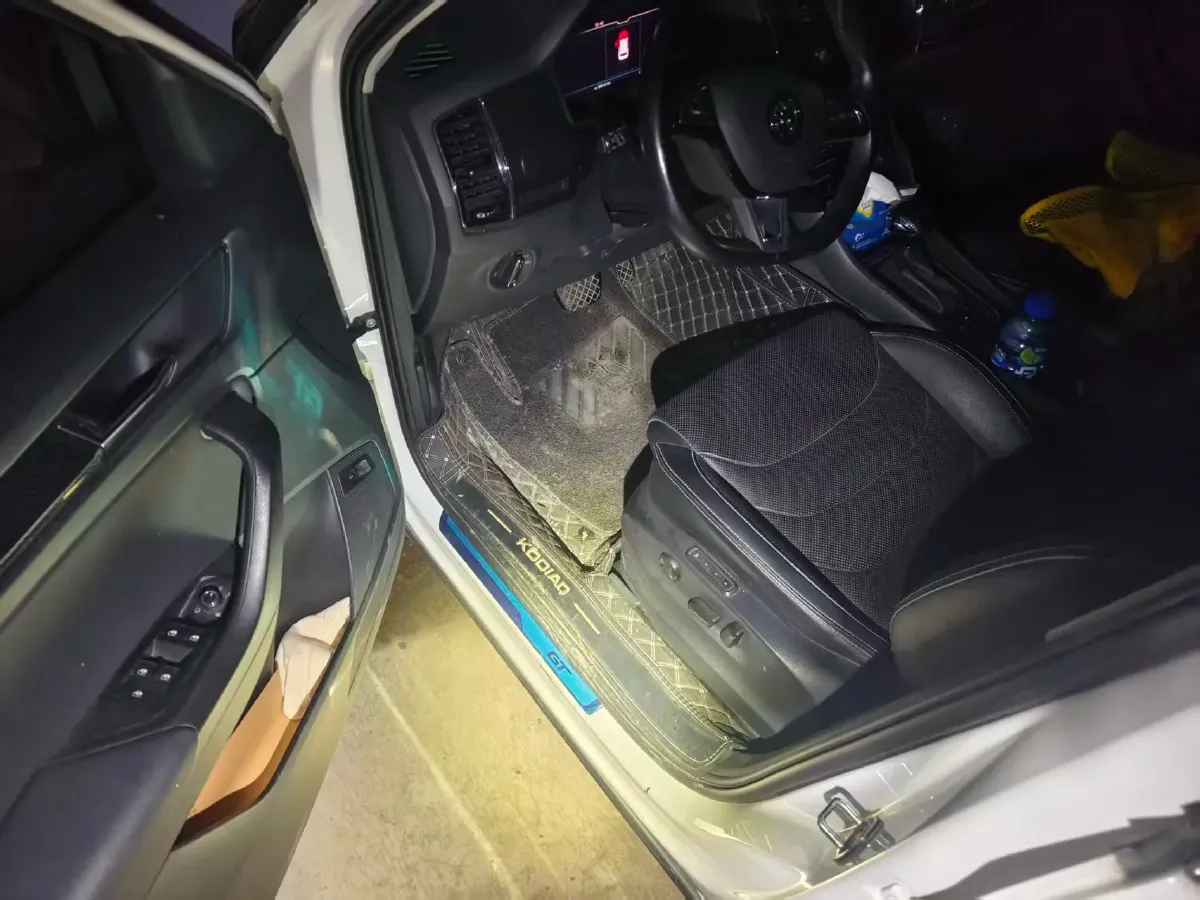 2021 Skoda Kodiak GT 2.0T 186HP L4 7DCT,autocango,china used car exporter,china ev exporter,chinese used car exporter,chinese used ev exporter